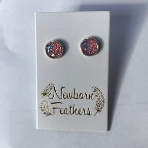 Newborn Feather 8mm Geode earrings in blush pink